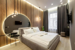 Royal apartament on Voloshyna 2